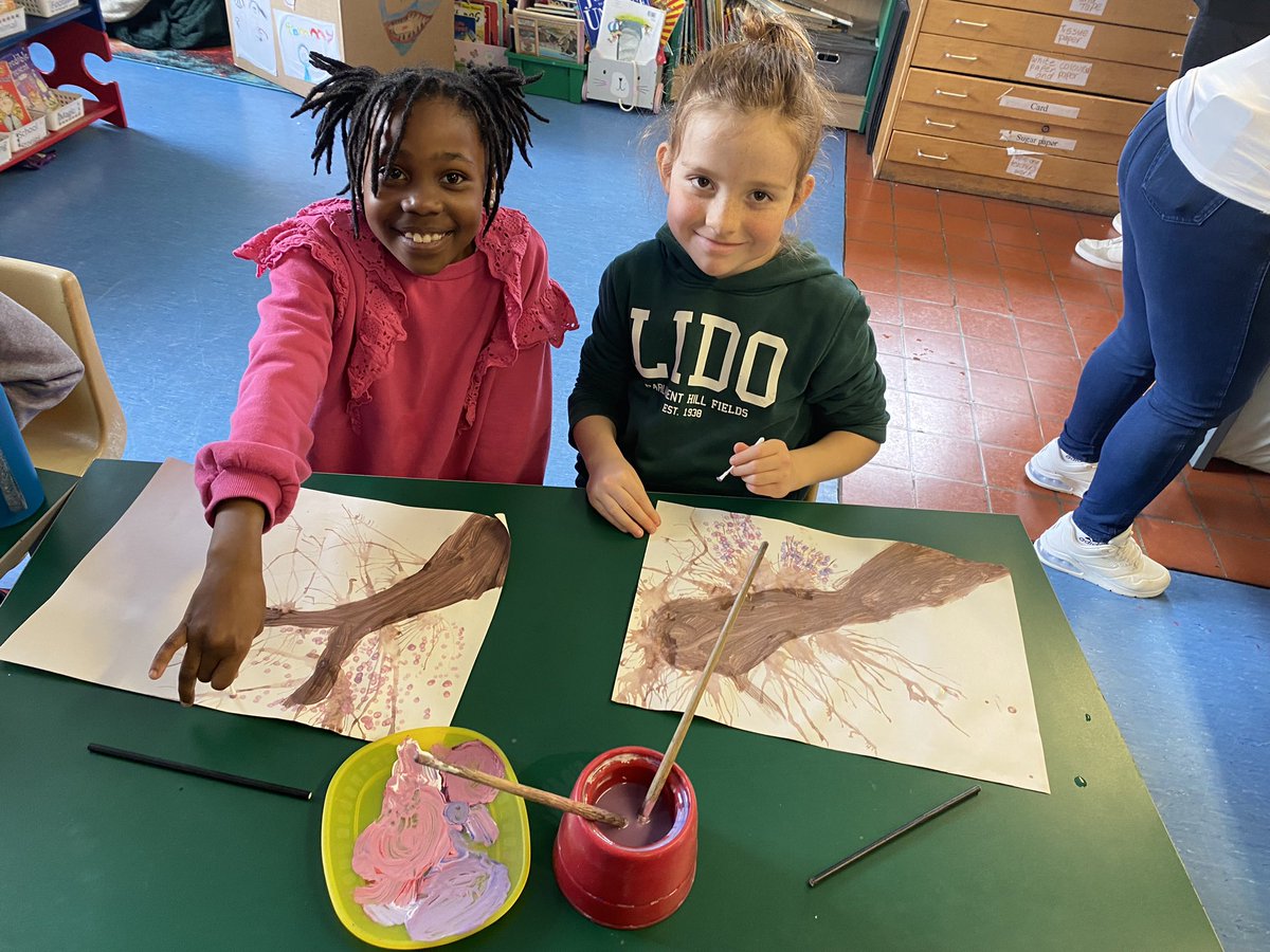 Year 3 have created spring blossom trees using lots of different artistic techniques! 🌸