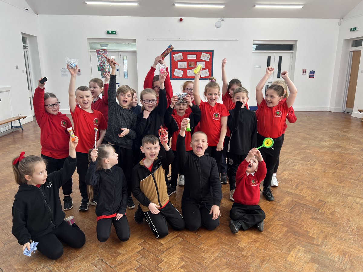 Cbpacademy's tweet photo. Today our children have visited the dojo shop to cash in on their good behaviour this half term.  Well done to everyone keep up the hard work :-) #wowwednesday @WellspringAT https://t.co/VR1nbNCGy7