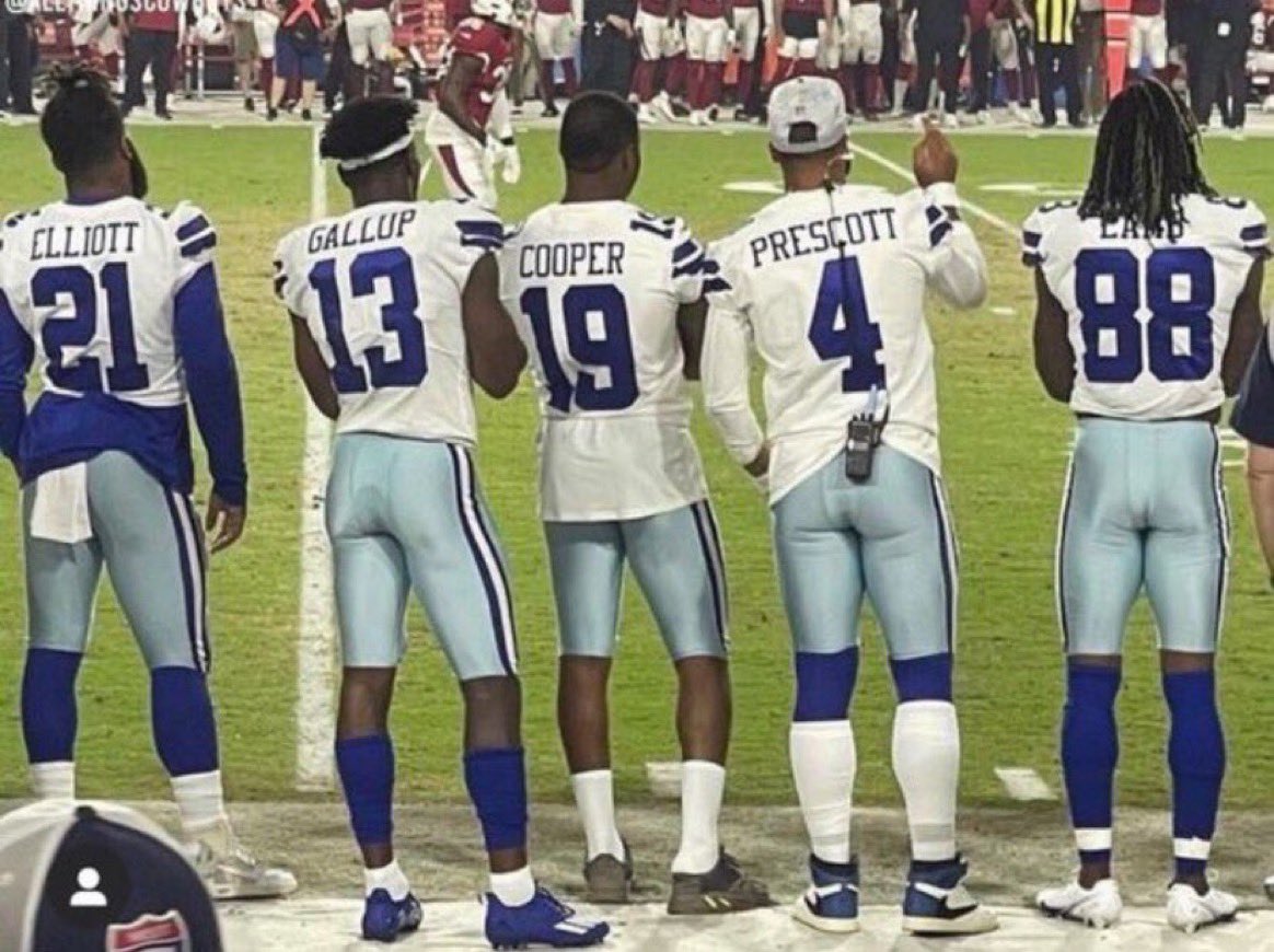 * (@6blackhawks) on Twitter photo 