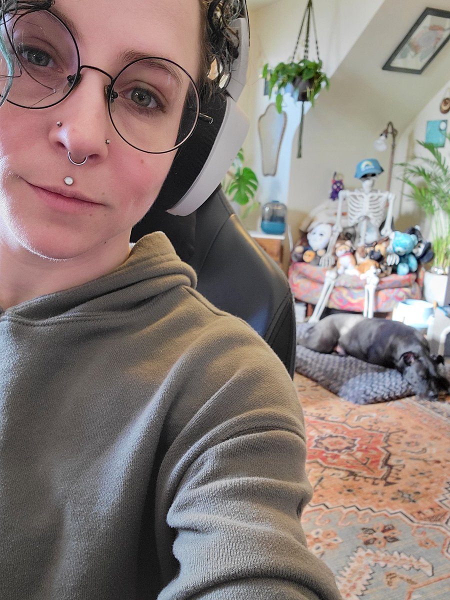 No idea which day it is but the subathon is still going! Apollo is keeping me company