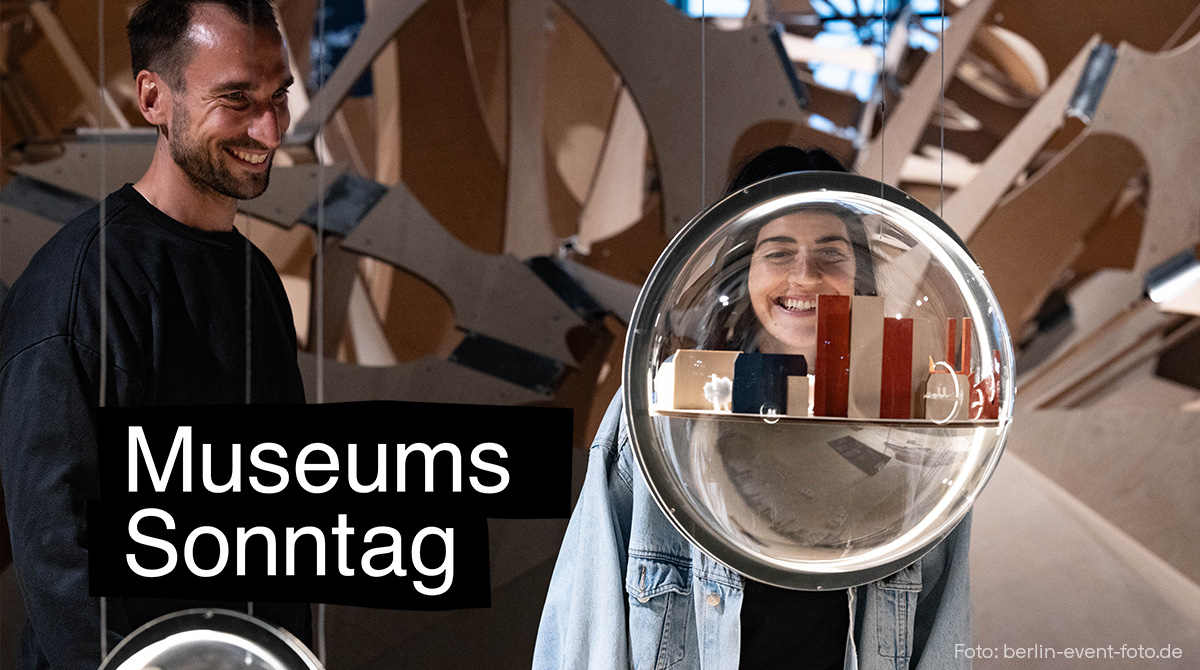 There is a lot to explore at Futurium on the next #museumsunday on 7 April. In the escape game for democracy kids have the opportunity to be part of an exciting group challenge and deal with important social issues. More program 👉 futurium.de/en/museum-sund…