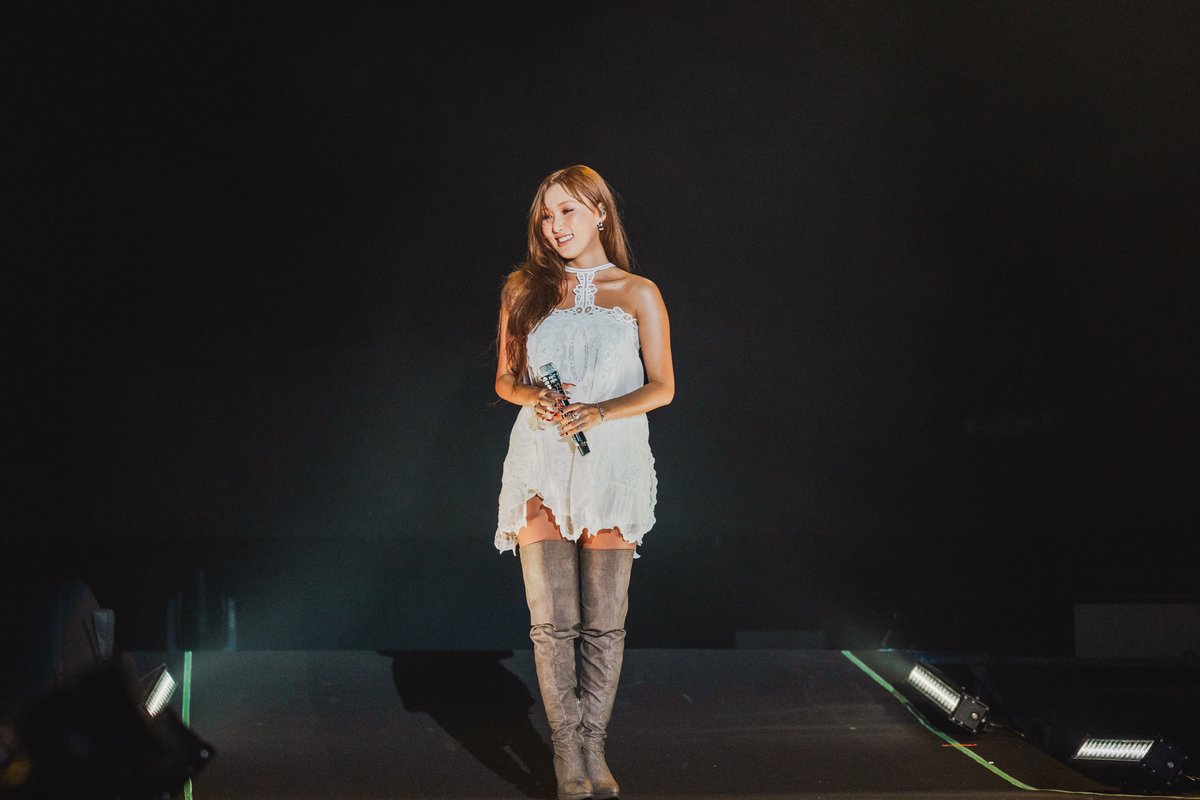 CswMusic's tweet photo. 華莎 화사 ＠ 2024 Sakura Festival 高雄櫻花季

#高雄櫻花季 
#華莎
#화사 
#MAMAMOO 
#SakuraFestival
#LivePhoto 
#FestivalPhotography https://t.co/dDiw9nwFYQ