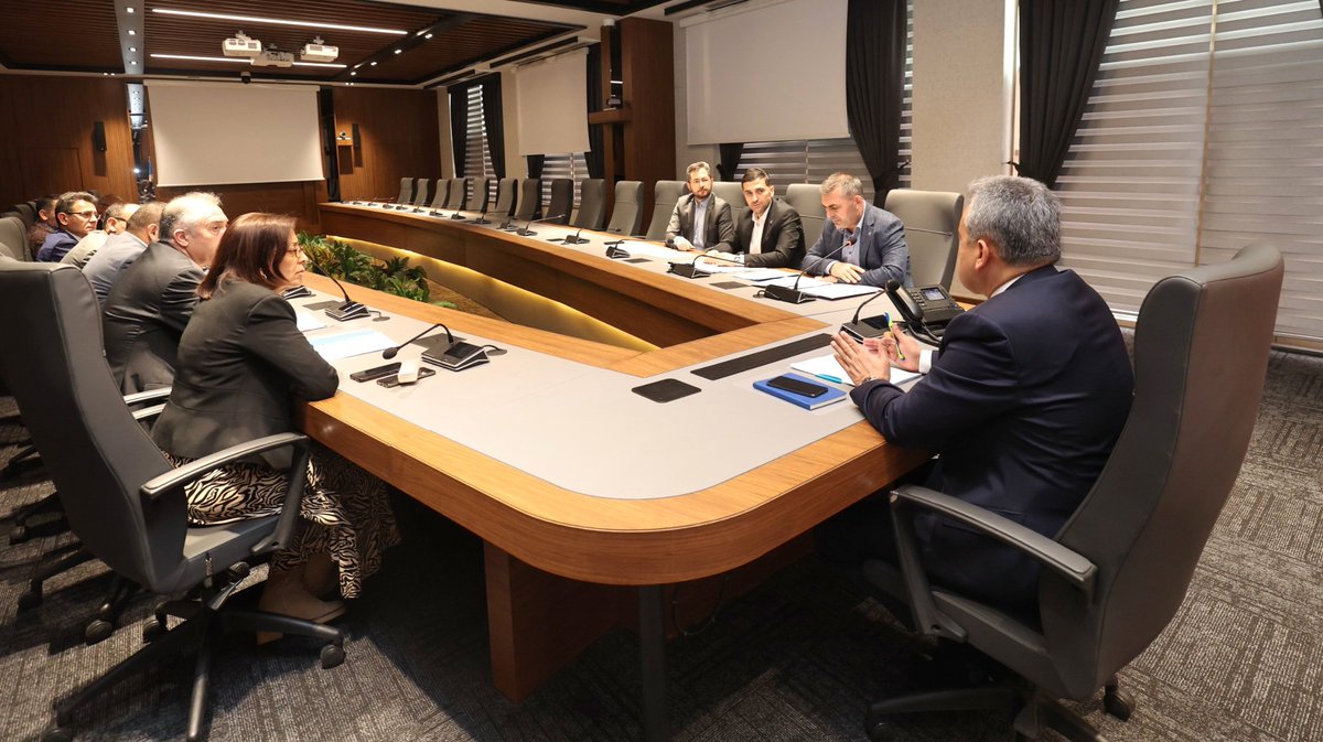 Yetkili Sendika olarak, 7. Dönem Toplu Sözleşmesinde imza altına aldığımız "Koruyucu Giyim ve Donanım Malzemesi " kazanımımıza ilişkin OGM ile 2024 yılını kapsayan Yönerge çalışmalarının ilk toplantısını gerçekleştirdik. 

<a href="/OGMgovtr/">Orman Genel Müdürlüğü</a>