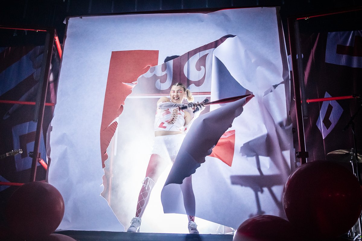 andrewbenge's tweet image. Last night @BaserCaity at @O2AcademyLeeds #leeds #caitybaser #o2academy #gig #livemusic #StillLearning #musicphotography