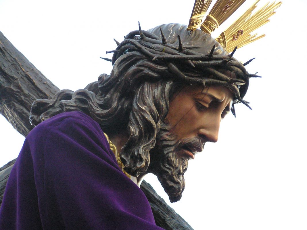 Miércoles Santo, día de fe y devoción al Nazareno pedimos señor, salud y paz para nuestro amado pueblo.

 <a href="/NicolasMaduro/">Nicolás Maduro</a> 
@MPPEDUCACION
