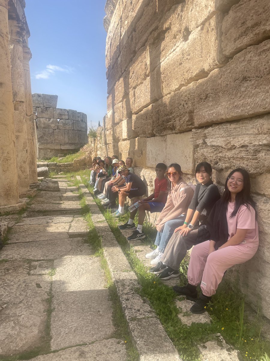 Tomas Duckling (@dcol_head) on Twitter photo What a dump! 16 children sitting on the Roman latrine at the entrance to Pamukkale <a href="/DCol_Classics/">DC Classics</a> What a dump! 16 children sitting on the Roman latrine at the entrance to Pamukkale <a href="/DCol_Classics/">DC Classics</a>