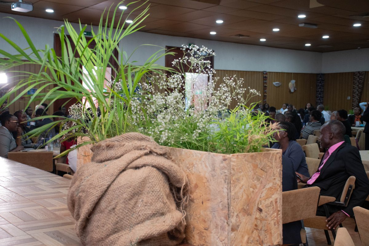 StrathU's tweet image. Doing it sustainably.💡
#AcademicWorkshop