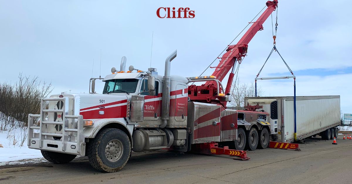 Cliffs believes in the beauty of getting our hands dirty for the job. Our team thrives in the challenges that come with rolling up our sleeves and doing the dirty work. #BeautyInDirtyHands #50TonRotator

For more about our services, visit us at hubs.la/Q02gc4yT0