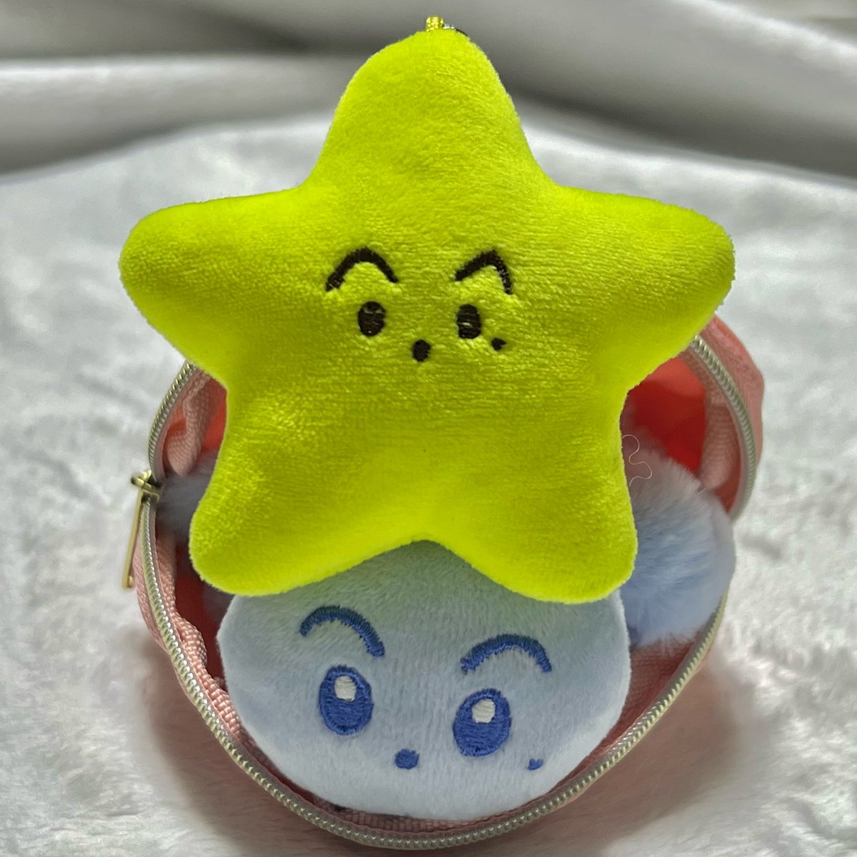 bigbluemark82's tweet photo. 🌱
ᴍᴀʀᴋ 
𝔗𝔥𝔢 𝔇𝔯𝔢𝔞𝔪 𝔖𝔥𝔬𝔴 3

📅~4/7
➫ https://t.co/XuVUW0gcqi

*택배 / 드림쇼 현장수령
*RT 추첨 1분께, 애옹슈슈 또는 더플백을 드립니다.

#마크 #MARK https://t.co/LH6rITvzjX