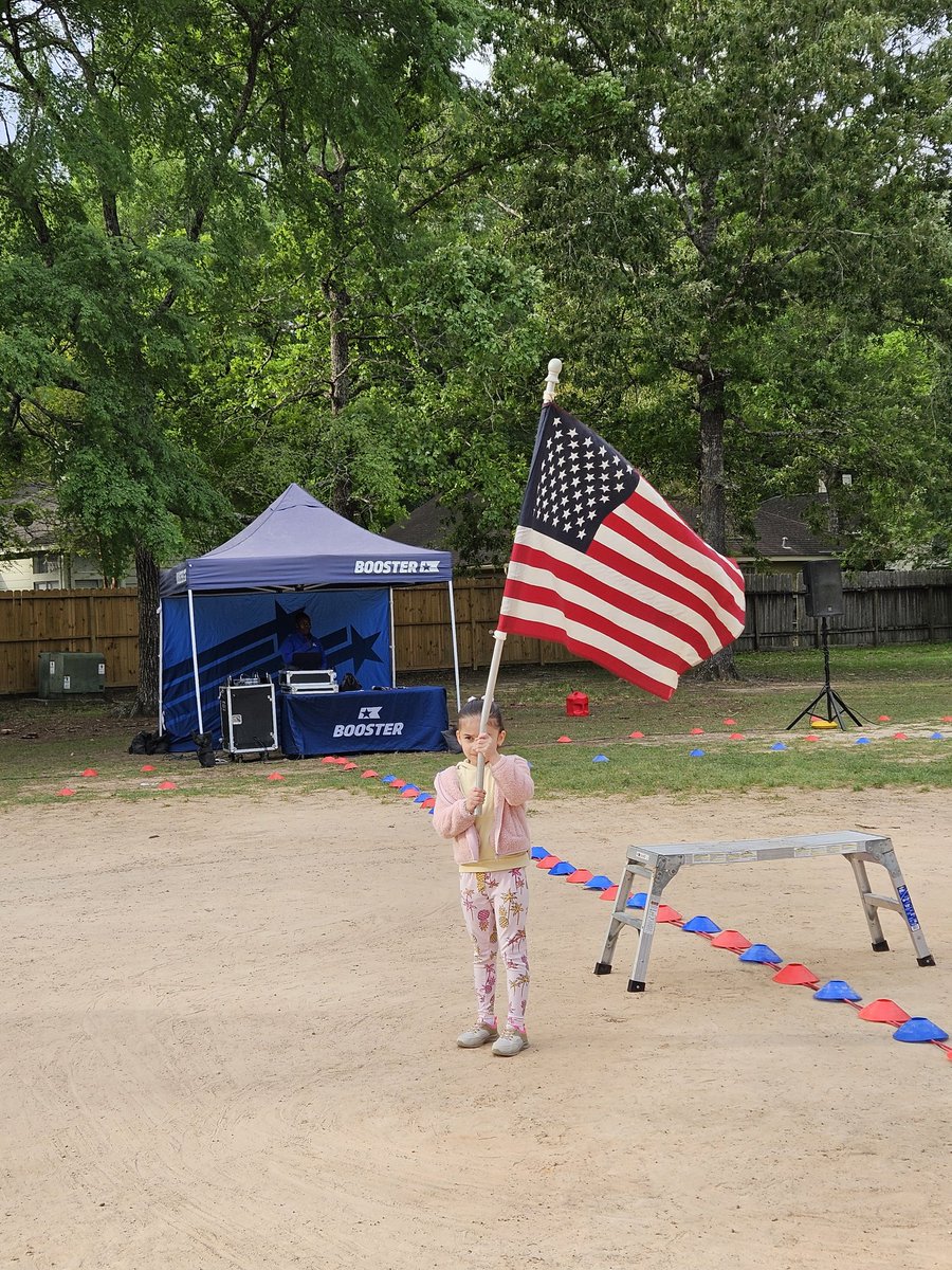 Today is the day!!! Boosterthon Fun Run!! #Boosterthon <a href="/HumbleISD_HHE/">Hidden Hollow Elementary</a>