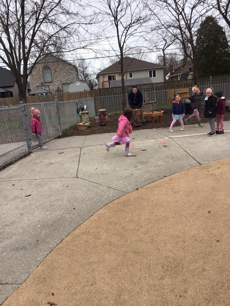 JBrentECE's tweet photo. #SpringChat has us talking about the water cycle. E remembered a game we played a while back and asked for ‘Jump the River’. On ☔️ days, the river grows ‘wider’ & its ‘banks swell’. On sunny days, the water evaporates, forms☁️ & becomes ‘narrow’. #mathchat #naturechat #4Frame https://t.co/uWvYnTCe8N