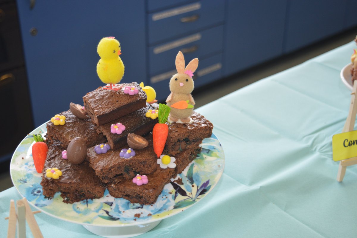 Year 10 pupils participated in an Easter Bake Off. There was excellent organisation and creativity displayed. Well done to all involved. 🥮🍰🧁