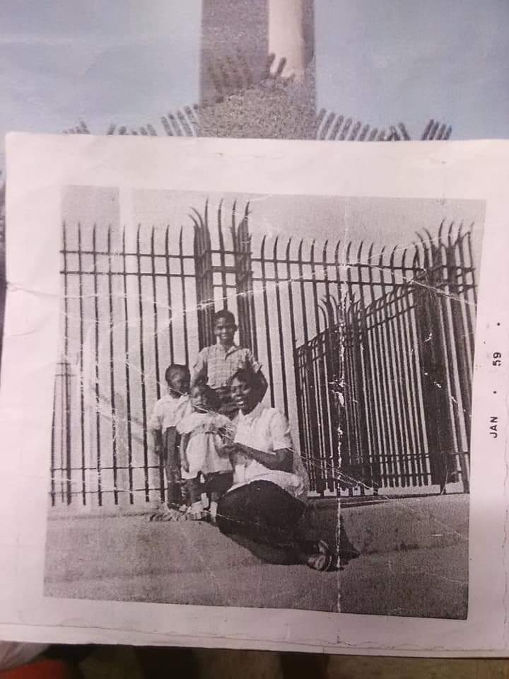 ANNETTE28696387's tweet photo. MT SOLEDAD LA JOLLA, CA 
NATIONAL VETERANS MEMORIAL 
JAN 1959  (SHORT SLEEVES JUST LEFT CHURCH :
GREATER JACKSON MEMORIAL CHURCH OF GOD IN CHRIST
SAN DIEGO,  CA
(1) BRO DEWEY HAYNES PHOTOGRAPHER 
SIS ADA MAE
JAMES🇺🇸 AIR FORCE
DAVID 🇺🇸 MARINES 
 DEBRA 🇺🇸 GUARD/ARMY
MY HUSBAND NAVY https://t.co/z3FNgnJ2Zf