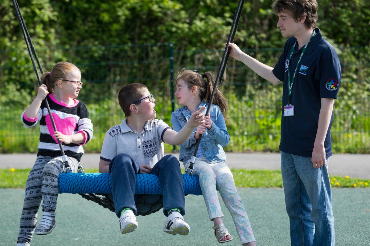 💬 Remember to have your say... Tell us what you think of the information we provide for play professionals and anyone with an interest in children and teenagers’ play in Wales. You could win a £25 voucher. Complete our survey👇 surveymonkey.com/r/PlayWalesInf…