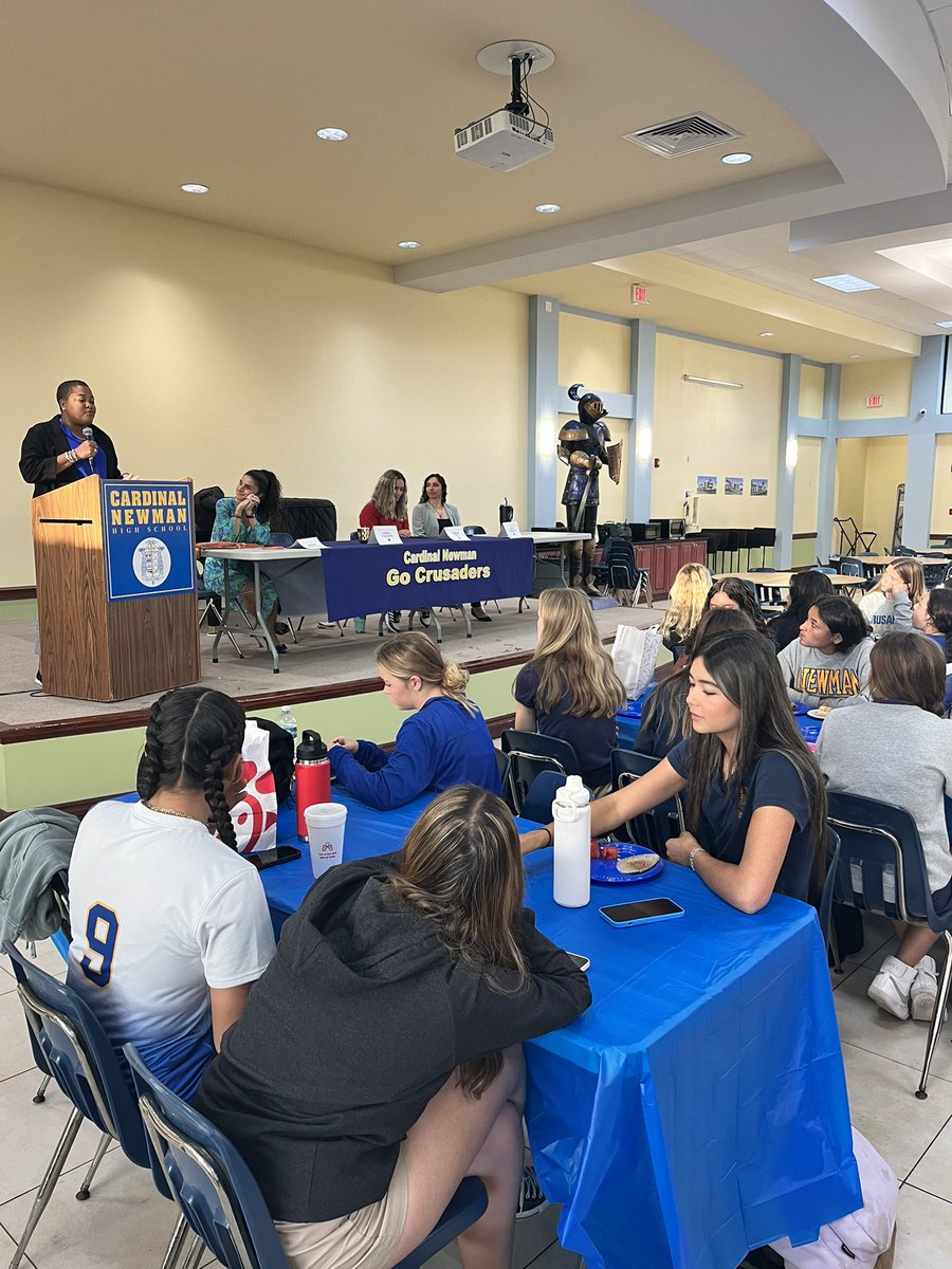 Thank you to the 5 wonderful panelists and all of our student-athletes who participated in the 1st Annual Women in Sports Breakfast Forum. What a great experience for our Newman student-athletes to learn from the best and the brightest in the Palm Beach County community!