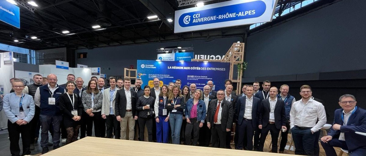 CCI_ARA's tweet photo. @GLevents @PernodStephanie @EliseKHIM @auvergnerhalpes @sergeboscher @CCI74 🤗🙌Merci et bravo à tous nos exposants, qui font briller les savoir-faire et les talents de notre région sur le plus grand événement industriel de France !

@PernodStephanie @auvergnerhalpes @CCI_ARA @EliseKHIM @PhilippeCARRIER @CCI74 @Salon_GI @AURAentreprises 
#Gi24 https://t.co/zVdVAcP83y