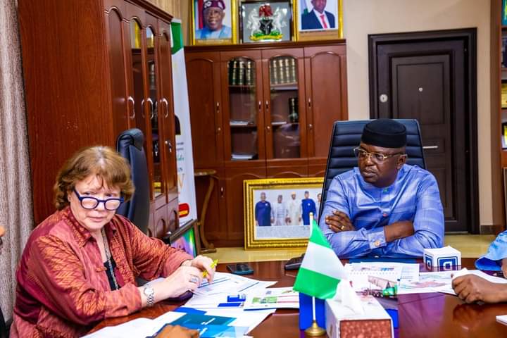 Receiving a summary of activities from Chief of WASH in Nigeria JANE BEVAN which centered on its interventions in water and sanitation sector in the country March 26, 2024 JTU