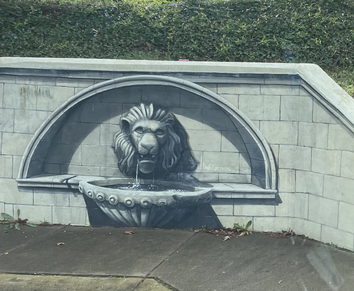 *when American suburban development tries to exude classical architecture*

“Best I can give you is a shitty mural”