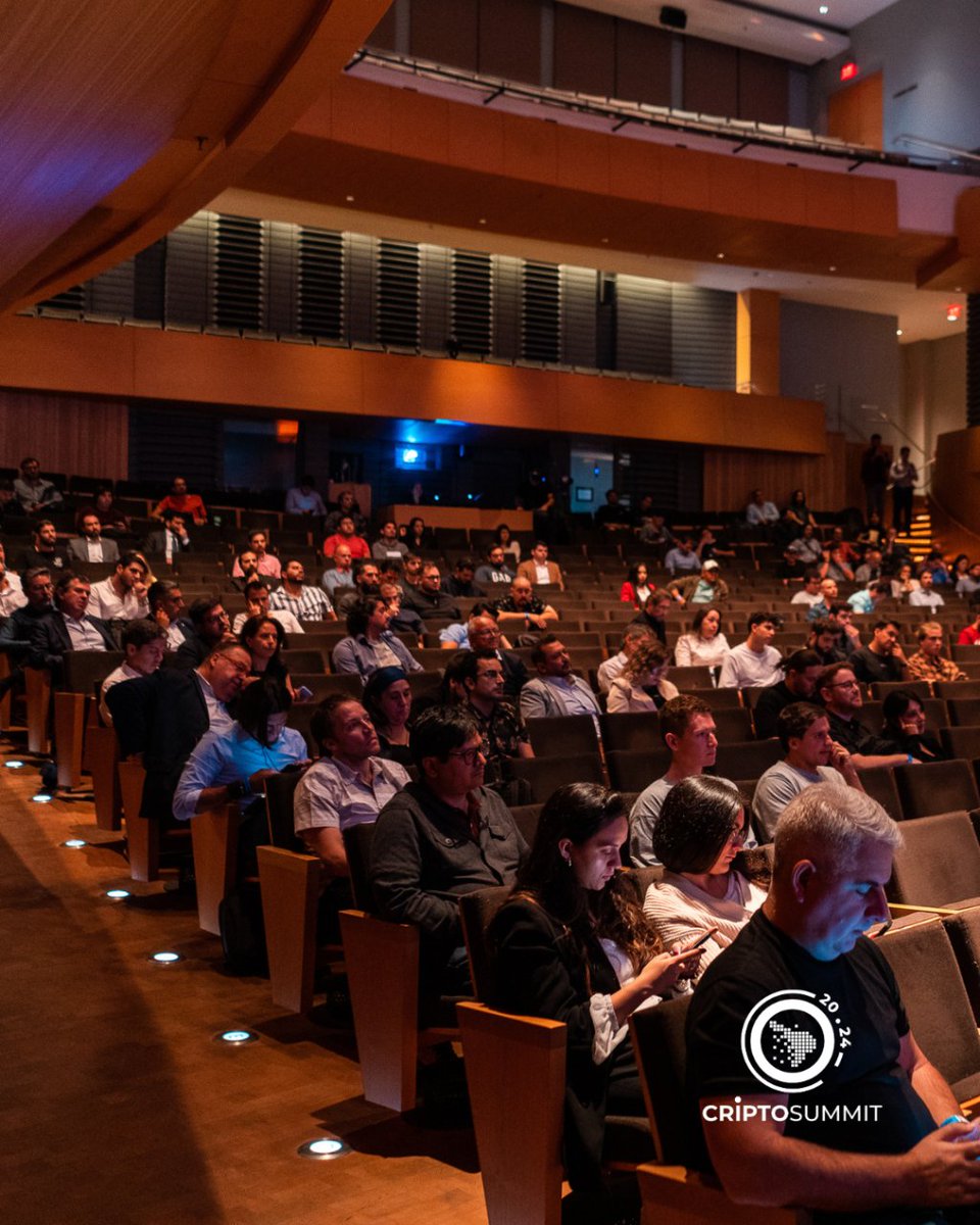 CriptoSummit's tweet photo. Compartimos algunas de las imágenes que nos dejó #CriptoSummit2024 en Chile el pasado 20 de marzo.
¡La Revolución Financiera ya partió! y tú eres parte de ella.
Agradecemos a nuestros sponsors que hicieron posible el desarrollo de este evento
Platinum: @EXNESS @blockassetmgmt https://t.co/XWoUwFixNH