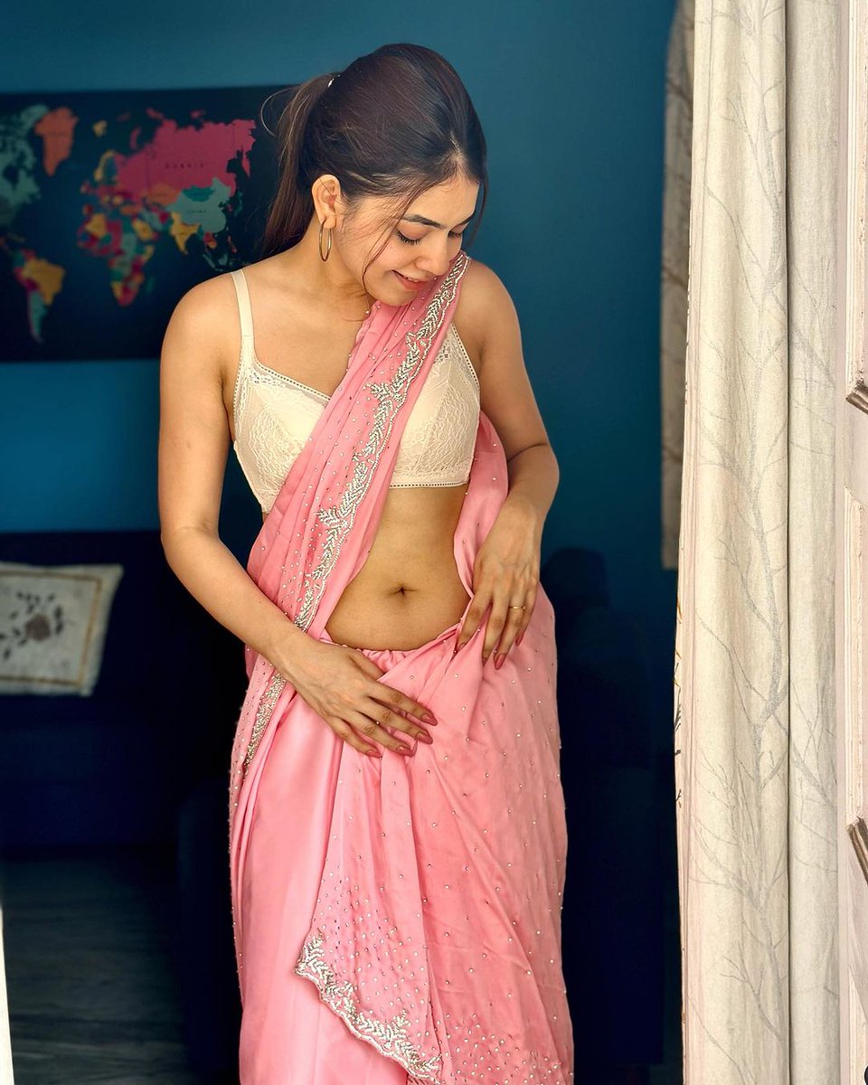 ActrezHub's tweet photo. #Monisha #MonishaSen https://t.co/NXDDgsoOuN