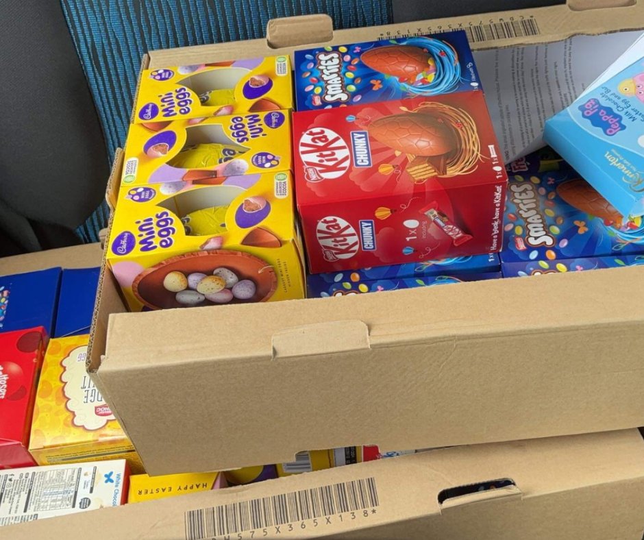 This week Sheffield Mutual team collected Easter eggs which were donated to the Sheffield Children's Hospital! Josh, Finance Assistance organised and dropped off the donation: 'It was a lovely way for us to do something that'll put a smile on the children's faces' 🍫🐇
