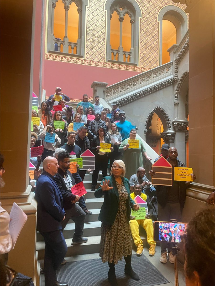 We’re encouraged that @NYSA_Majority included an increase in Cash Assistance in their budget proposal. Now, we urge the full legislature & @GovKathyHochul to #IncreaseCashAssistance for all, incl. ppl in shelter, in the final budget @AndreaSCousins @SenatorPersaud @SenatorCCleare