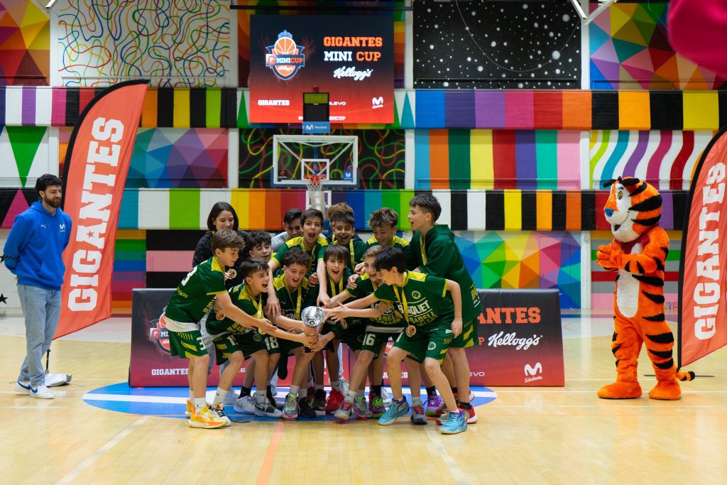 🏆 <a href="/SbdSudBasquet/">Sabadell BQ Vallès | Sabadell Sud CB</a> es el primer campeón de la historia de la <a href="/GIGANTESbasket/">Gigantes del Basket</a> MiniCup Kellogg’s.

💫 ¡Enhorabuena campeones! 👏🏻

#GigantesMiniCup 🏀