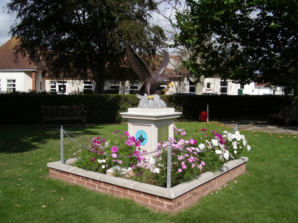 Today is the 106th Anniversary of the @RoyalAirForce. To mark the occasion, here is the RAF Sidmouth WWII #warmemorial, which commemorates those who served in the #RAF in WWII. warmemorialsonline.org.uk/memorial/183720 #heritage #conservation #history #ww2history #WW2