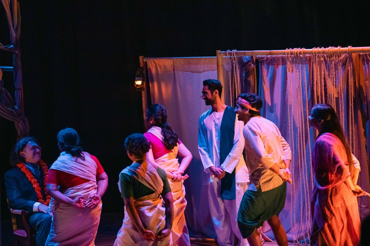 KomolaC's tweet image. Happy World Theatre Day 2024!🎭🎉

Our new play, @IndigoGiant, about love and revolution, will have its last few shows from April 4 to 6 at @TTechnis.
Ticket link: tickettailor.com/events/theatro…

Cast: @amytarax @Diljohnsidhu @chirague_a
@SubikaAnwar, Adi Roy Bhattacharya &amp;amp; Thomas King