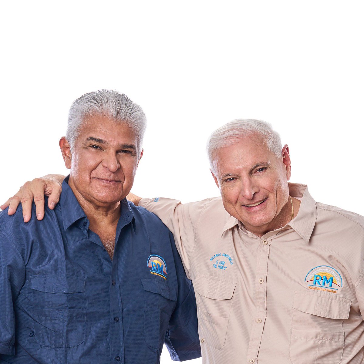 juventudcd's tweet image. Rómulo se la pasa diciendo que Martinelli esto y lo otro… pero está tan abajo en las encuestas que le ha tocado sacar los audios VIEJOS del 2019. Jajajajajajajajajaja 
La marca es @JoseRaulMulino