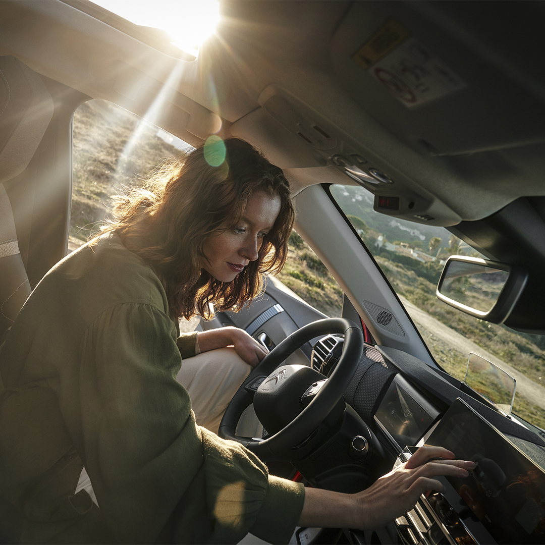 Iedereen herkent dit: iemand belt je tijdens je favoriete nummer en de enige knop die jij zoekt is: "Oproep afwijzen".