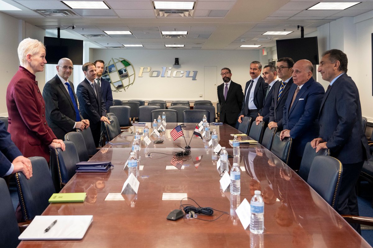 DOW_Policy's tweet photo. Acting Under Secretary Baker hosted Iraqi Minister of Foreign Affairs Fuad Hussein – strengthening the U.S.-Iraq bilateral partnership and setting the stage for Prime Minister Shia’a Al-Sudani’s planned visit to Washington next month. 🇺🇸🇮🇶 More: https://t.co/OKZYuWDp4T https://t.co/58kXA3ebwN