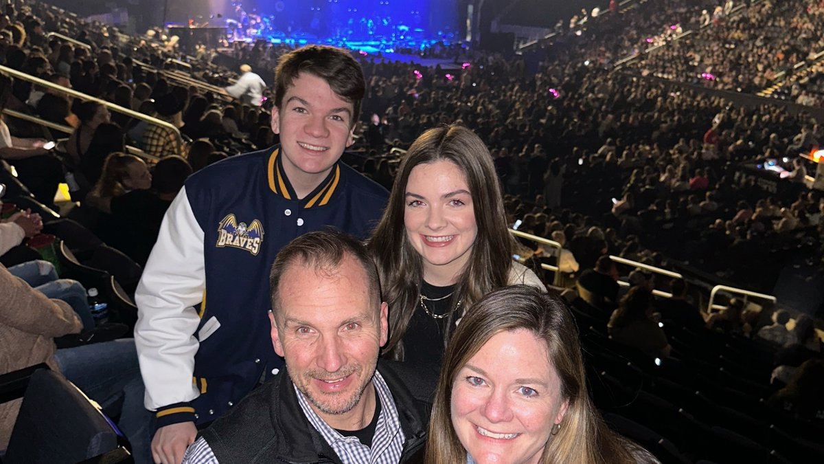 Dan + Shay: Heartbreak On The Map Tour. Donated by: Live Nation. Thank you for an amazing night. We had a great time and the seats were fabulous! Mark #USARMY #Veteran #MemoryMaker
