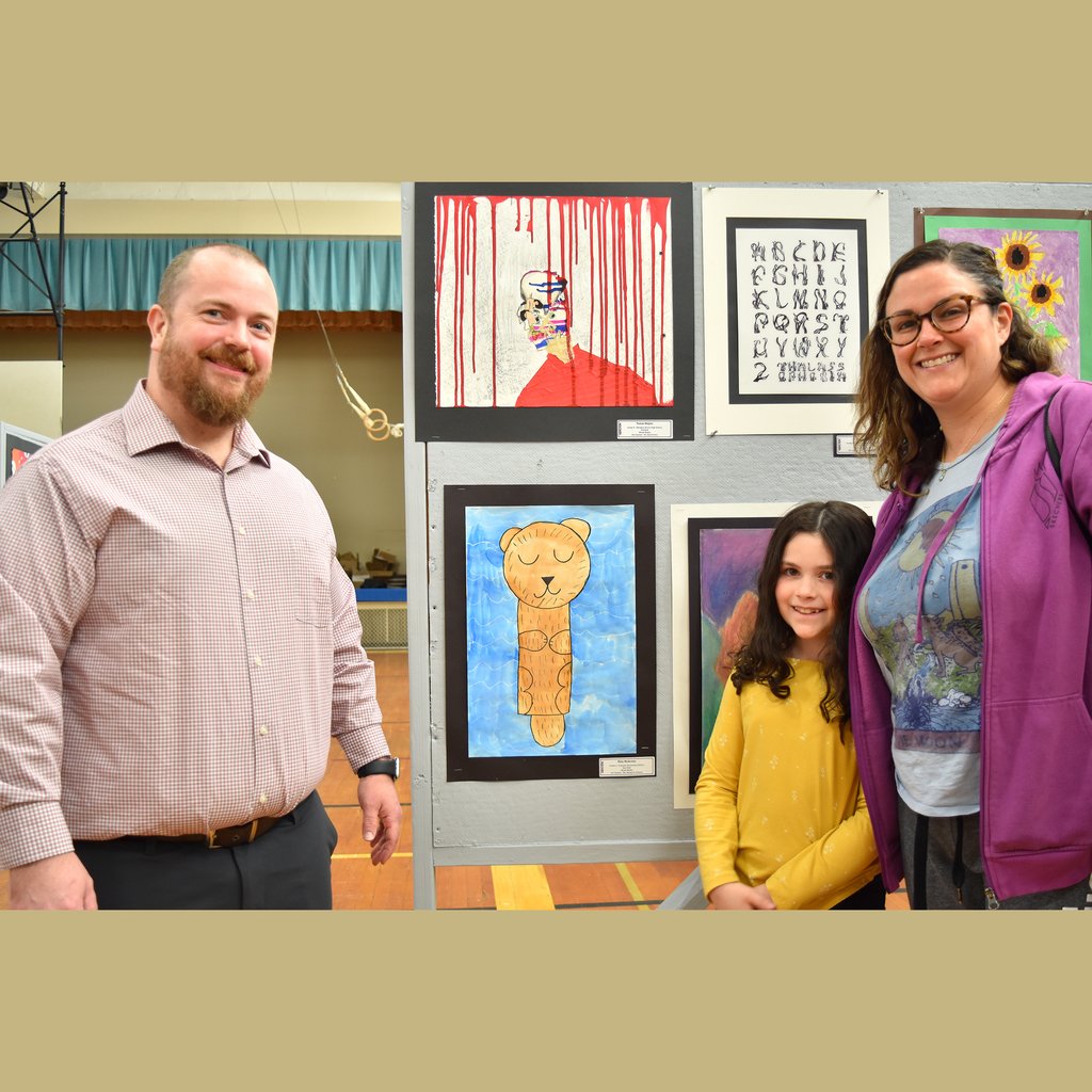 Congratulations to the talented K - 12 students whose artwork was on display at the 27th Annual Abington Arts Fest 2024! The exhibit featured 2D, 3D and digital art, as well as acoustic performances by students from Abington Middle School M4. #ASDProud #ArtsinASD