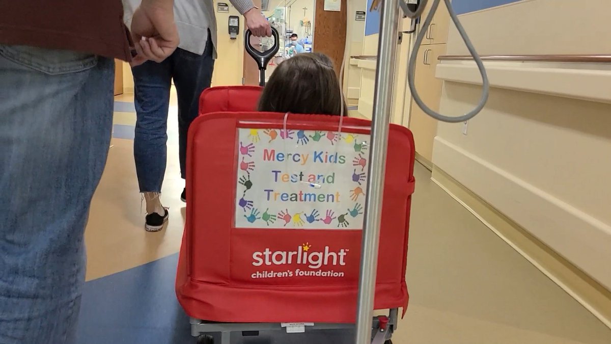 starlightUS tweet media