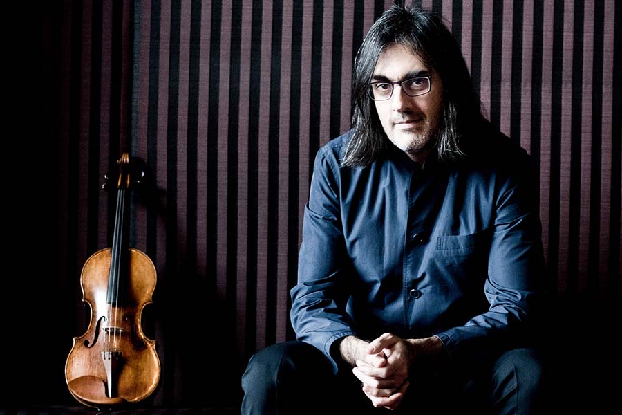 𝐊𝐀𝐕𝐀𝐊𝐎𝐒 𝐀𝐍𝐃 𝐅𝐑𝐈𝐄𝐍𝐃𝐒 On 4 April, Leonidas Kavakos will take Vienna's music lovers back to the Baroque era: he will play violin concertos by Johann Sebastian Bach with a string ensemble of excellent friends 🤩🎵 ➡ Tickets & info: musikverein.at/konzert/?id=00…