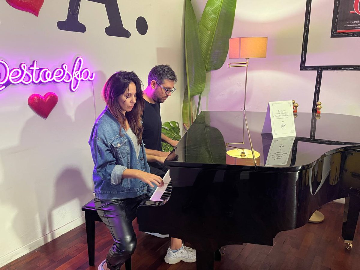 Dale play a la transmisión en vivo por <a href="/Estoesfaok/">Esto es ¡FA!</a>  que <a href="/MatiMow/">Matias Mowszet</a> y #LulaMangone te informan en #ElMañana 
youtube.com/live/Kka41NCEm…