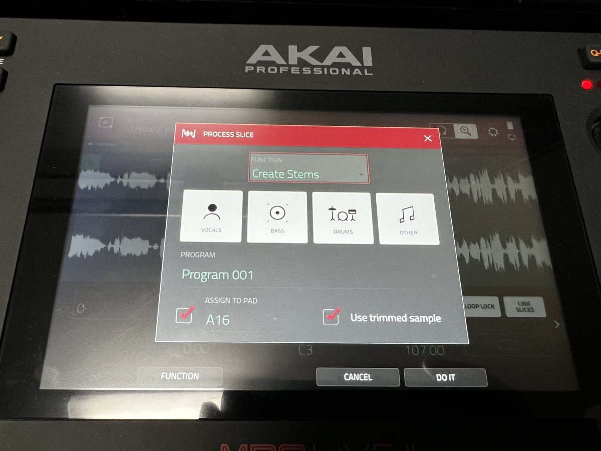 mc_kie721's tweet photo. MPC STEMS導入完了。
触った感じ若干ヌキが
甘い感じあるけど
updateとかで今後良くなりそう。
本当に抜けなくて諦めてた
曲とかあるから
重宝させていただきます🙏🙏
#mpcstems
#mpclive2 https://t.co/MixxoebVUq