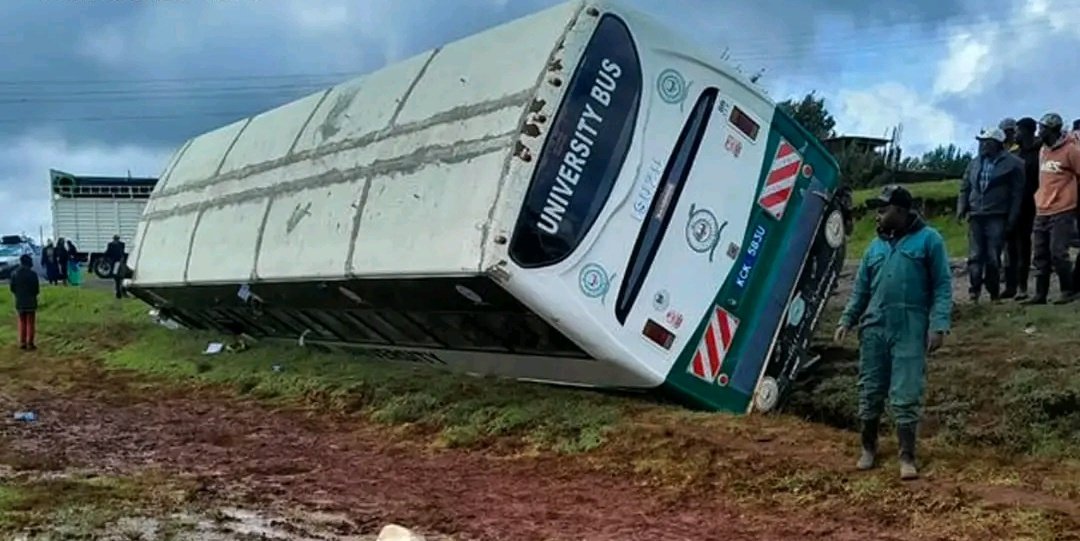 Mrs_Mutuse's tweet photo. How many school bus accidents have we experienced since January? Are buying old buses or is it something tho do with the drivers or students! These
#SchoolBusAccidents are too much. @ntsa_kenya @Ma3Route https://t.co/Vkf9zE5A9Z