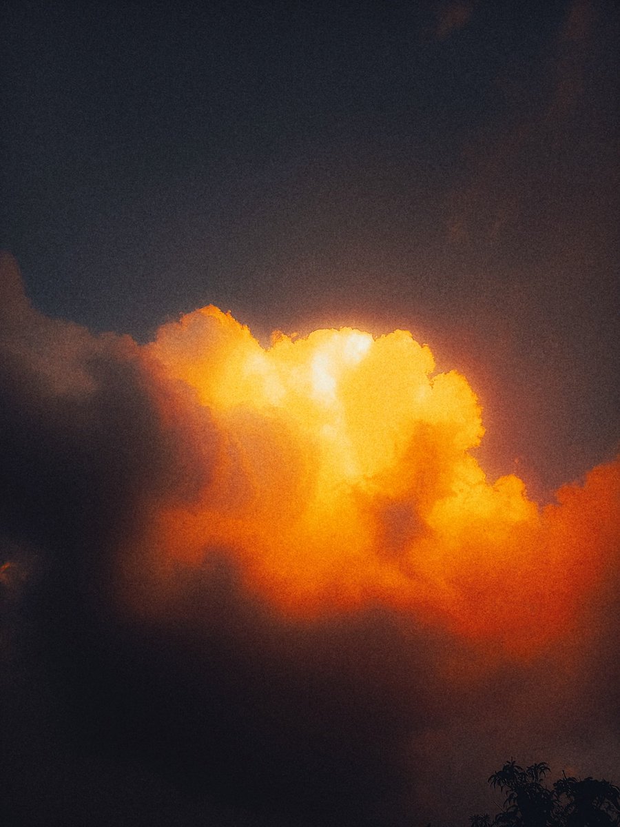arthextic's tweet photo. || Ethereal ||
Theme 27, Day 27 of #Snapathon30 https://t.co/AEHs2pbsRl