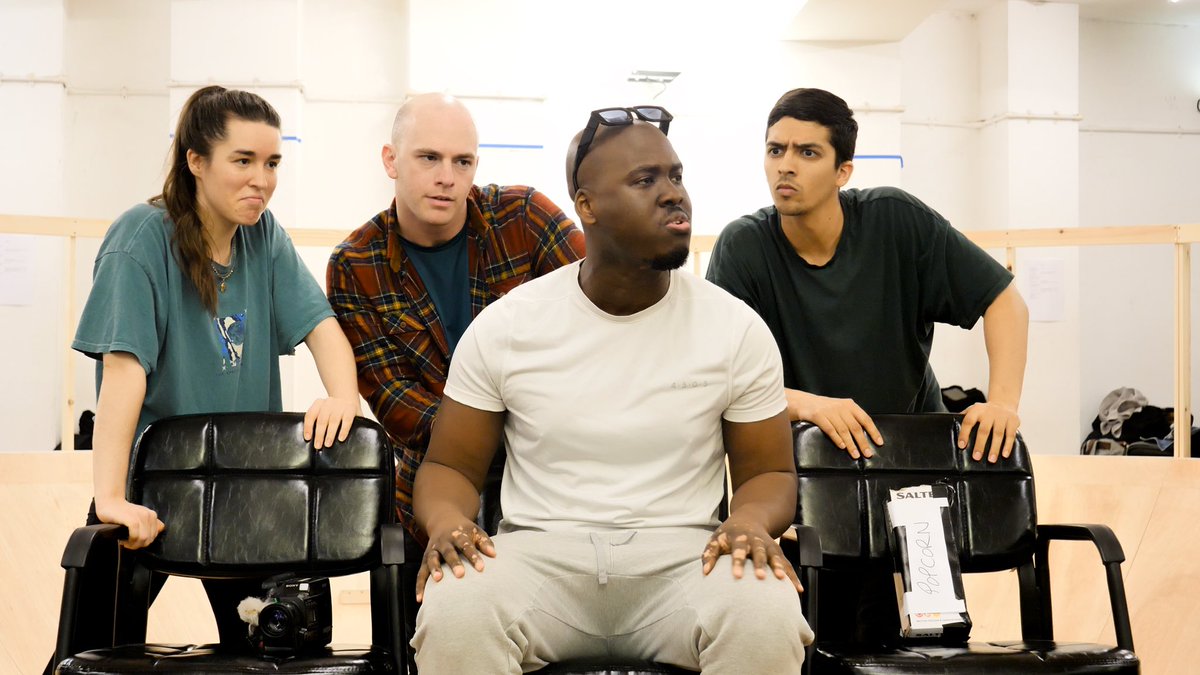 HAPPY WORLD THEATRE DAY!! 🎭✨ We’re so thrilled to be part of this epic wave of new British musicals happening right now 😆🎈 #42balloons #worldtheatreday