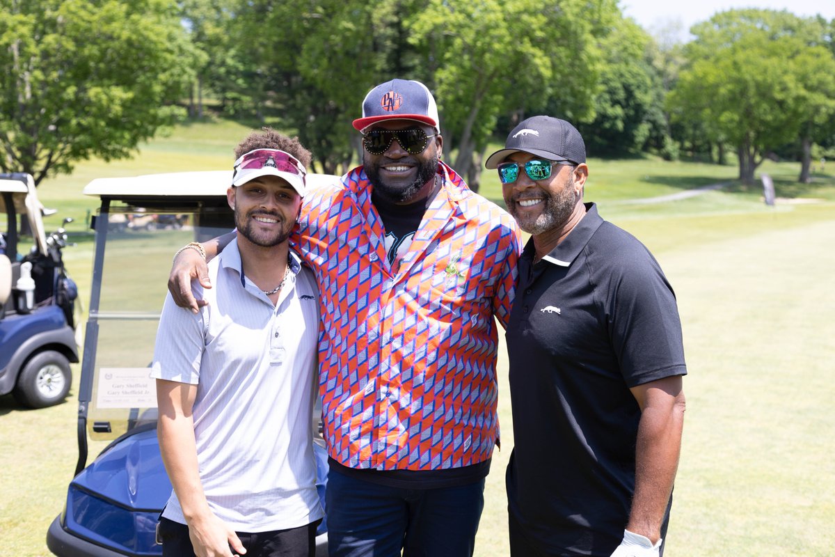 Tee off for a great cause! ⛳️ Join the DOCF #SoireeOfHearts Golf Tournament & Casino Night on May 20th, 2024, in Boston. Get Tickets NOW bit.ly/david-ortiz-so…