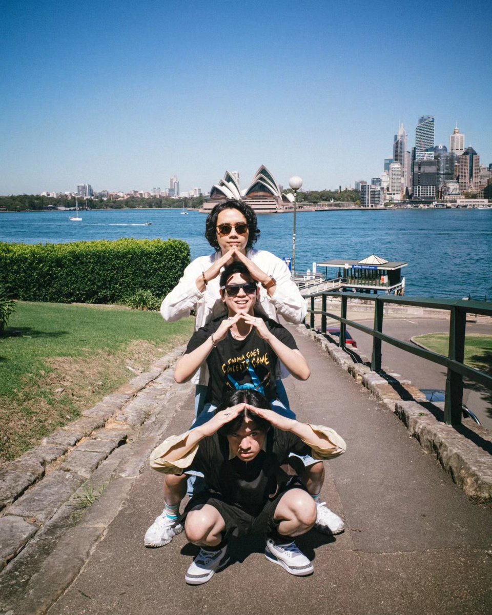 TillyBirds's tweet photo. Tilly Birds Aussie Edition
ขอบคุณที่มาหากันทั้งที่ Melbourne & Sydney เลย!!
#Tillybirds
#TillyBirdsCanFly
#TeamlyBirds
#TillybirdsliveinSydney
#tillybirdsliveinmelbourne
#maskoffevents
#IntouchEvents https://t.co/CkzI6Bywrr