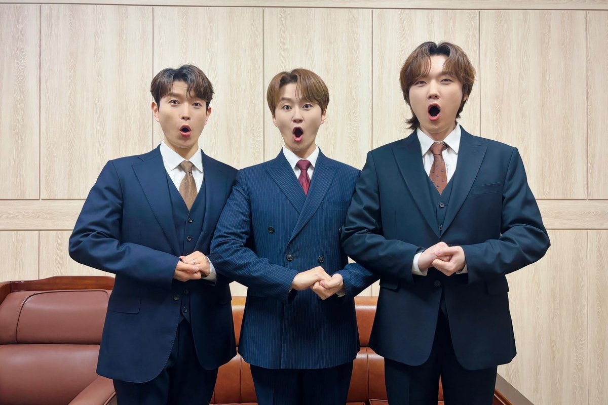 official_fore's tweet photo. [📸]

240327 불교 전국 합창제 종료

광주에서 ✨미모✨ 터트리고
🎼노래🎶 로 광주를 터트려버린 삼포레

다음엔 또 어디를 터트릴지... 내 무습다😎👍

#포레스텔라 #Forestella https://t.co/VtX9E9on2P