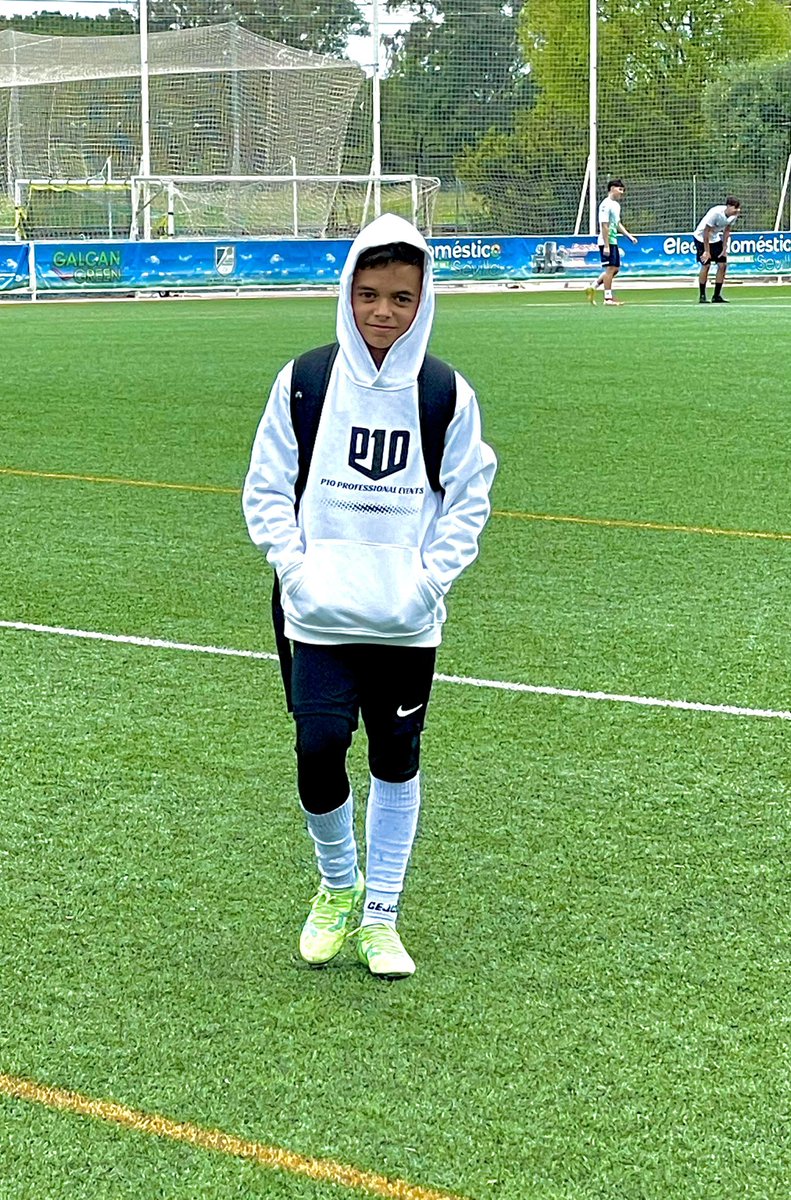 alcala151's tweet image. Amor de Padre! Su cara de satisfacción. Sigue disfrutando