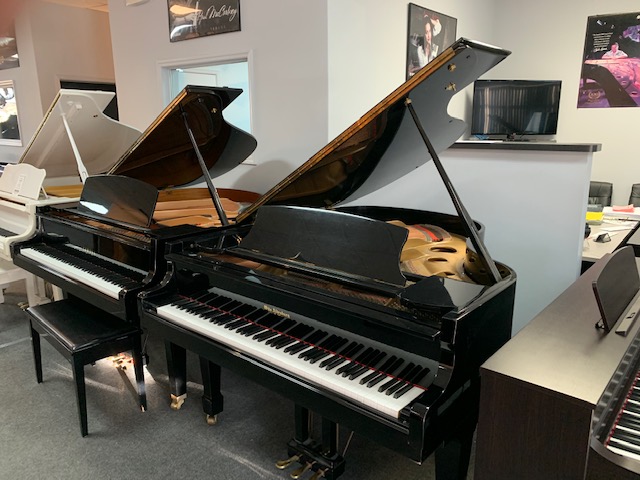 RockawayMusic's tweet photo. Piano Shop NJ
We are a Piano Store in Morris Plains, NJ that sales new, used, digital and player pianos. For more information  contact us at: (973) 984-8800

#PianoShop #PianoShopNJ #PianoShopMorrisPlainsNJ #Pianos4sale #Pianos4saleNJ #GifttheGiftofMusic
https://t.co/AZGTC3aAGJ https://t.co/E6bzbYLNHf