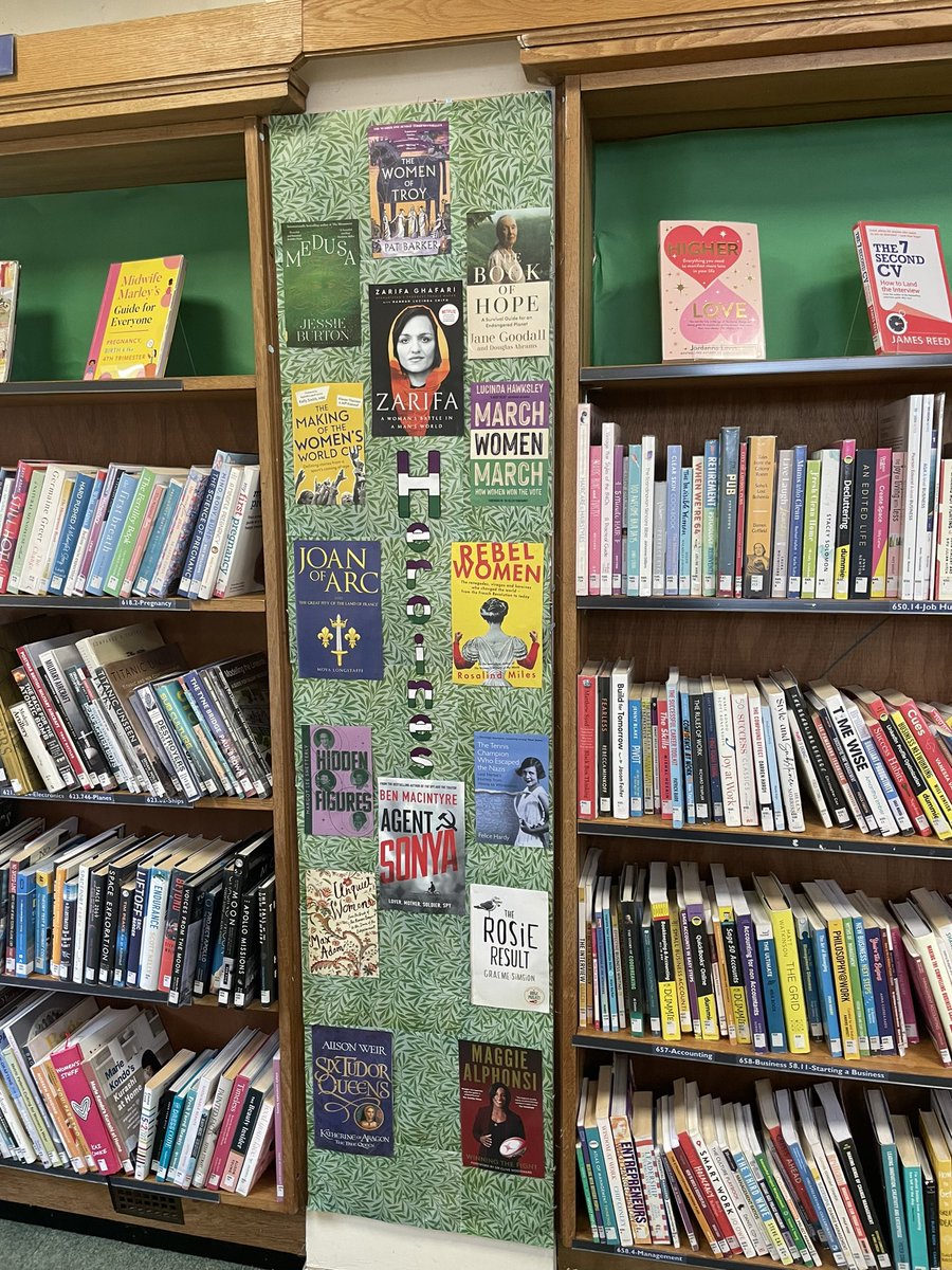 Good to see #TheRosieResult from @GraemeSimsion featured in a display from @WSCCLibraries Haywards Heath yesterday - #AustralianAuthors #TheRosieProject