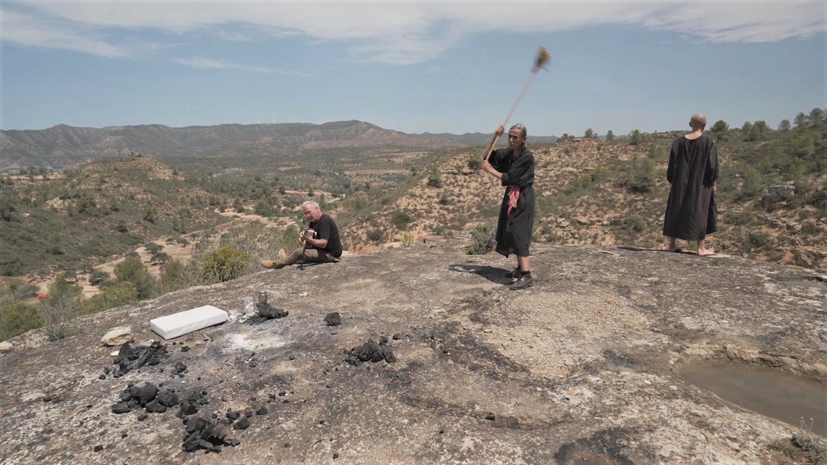 LIVEMEDIA tweet media