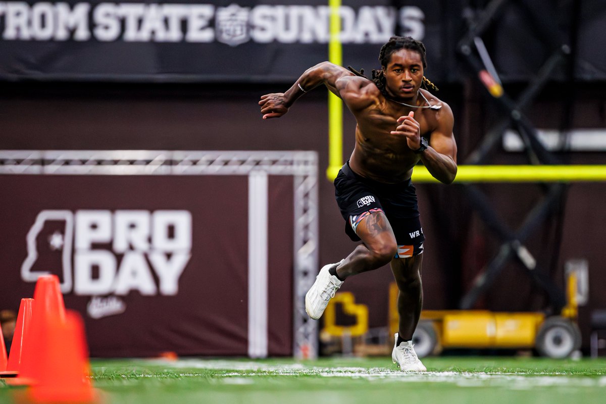 On this episode, @JoelTColeman and I recap @HailStateFB's Pro Day and bring you exclusive interviews with @Nathaniel_ATH, @JettJohnson12, @bigbaby__84 and @TuluuuuuG. 💻: hailst.at/3VwsjcV 🍎: hailst.at/49dlb8j Spotify: hailst.at/3PAMp1K