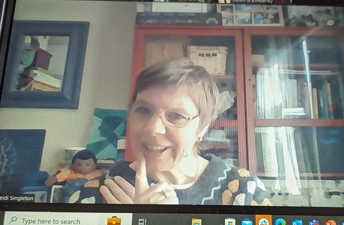 Creative English tweet media